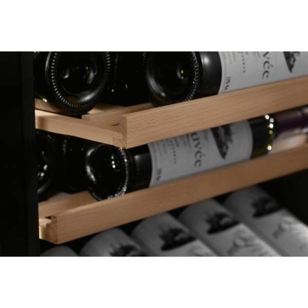 Vinska vitrina mQuvee WKD49FGB