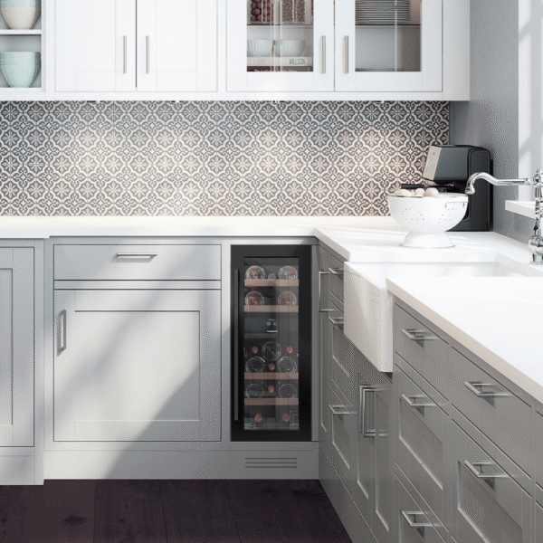 Vinska vitrina mQuvée WCD30AB-700