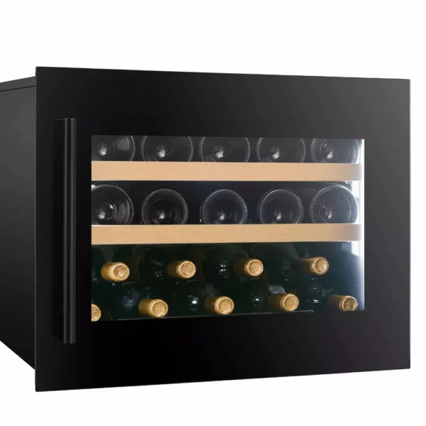 Vinska vitrina DUNAVOX DVS-19.50B notranjost z lesenimi policami