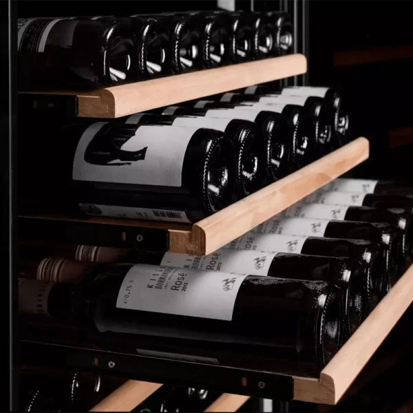 Vinska vitrina DUNAVOX DX-89.246TB – profesionalna vgradna vinska vitrina