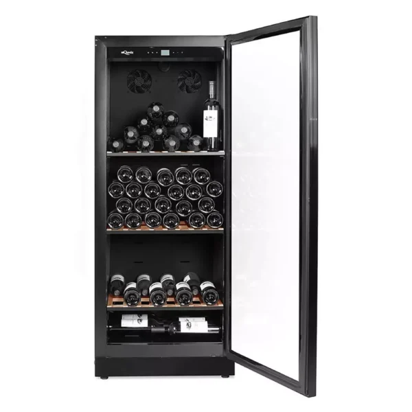 Vinska vitrina mQuvee VCB100SS GLASS notranjost z lesenimi policami