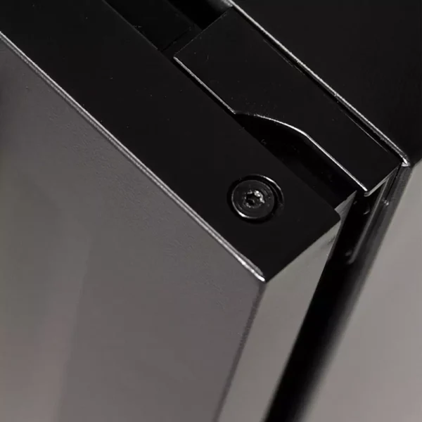 Vinska vitrina mQuvee WCS15AB-700 črna steklena vrata