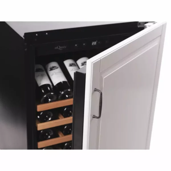 Vinska vitrina mQuvee WSTO78T sprednji pogled