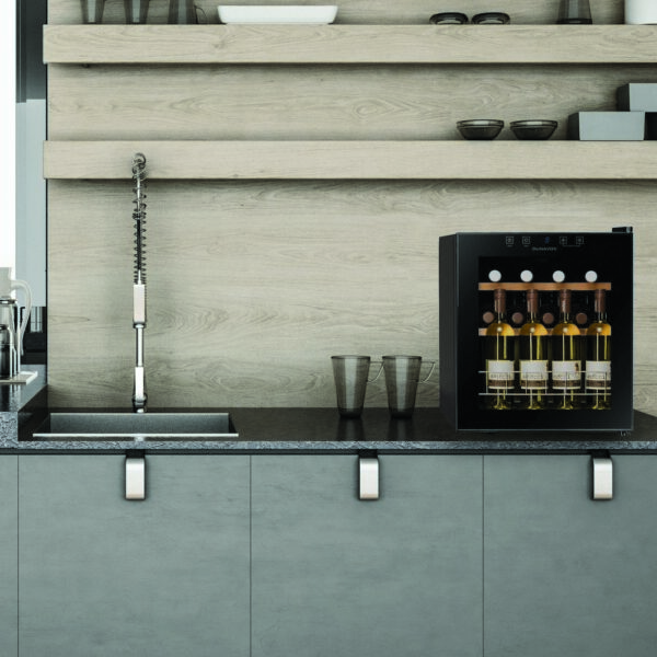 Vinska vitrina DUNAVOX  DXFH-16.46